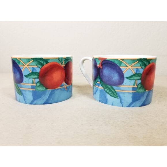 Victoria & Beale Forbidden Fruit Teacup Coffee Mug 8oz Fine Porcelain2 1/2" x2 - Picture 4 of 14